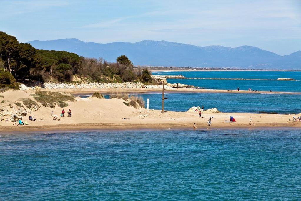 Apartamento Pie De Playa-Wifi Free L'Escala Exterior photo